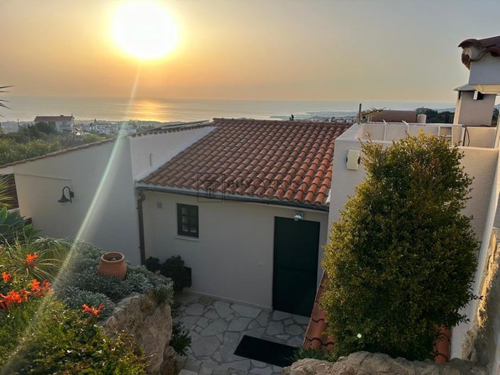 Image No.20-3 Bed Villa for sale