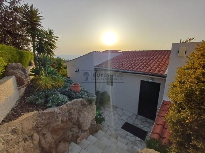 Image No.23-3 Bed Villa for sale