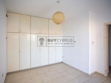 Detached Villa For Sale  in  Chlorakas