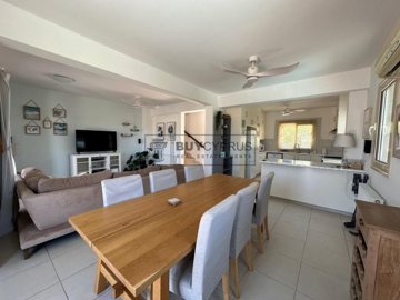 Detached Villa For Sale  in  Konia
