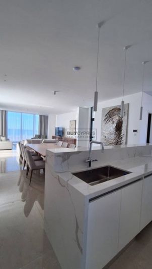 Image No.3-5 Bed Villa for sale