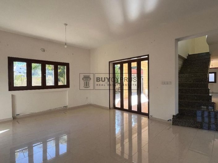 Image No.5-3 Bed Villa for sale