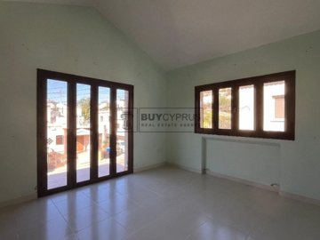 Detached Villa For Sale  in  Agia Fylaksi