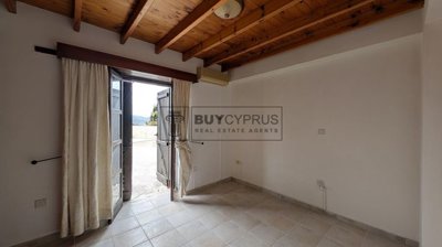 Detached Villa For Sale  in  Neo Chorio