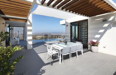 Detached Villa For Sale  in  Tsada