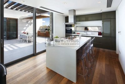 Detached Villa For Sale  in  Tsada