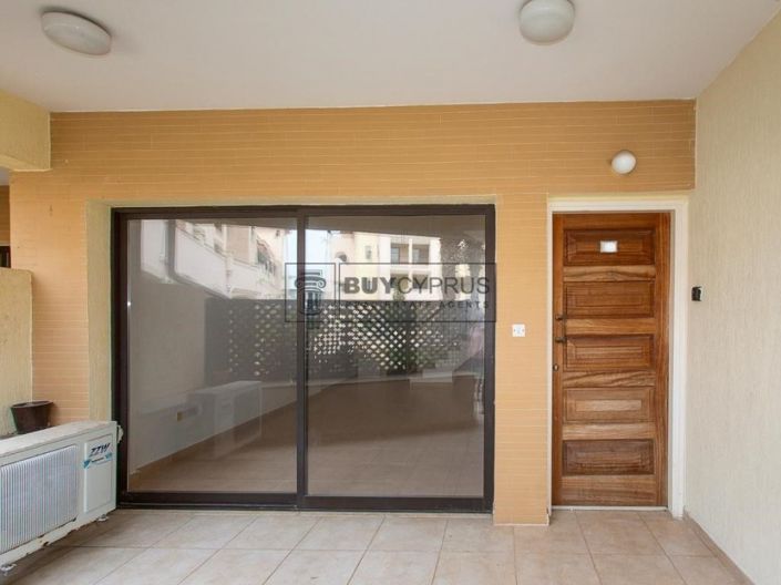 Image No.15-2 Bed Townhouse for sale