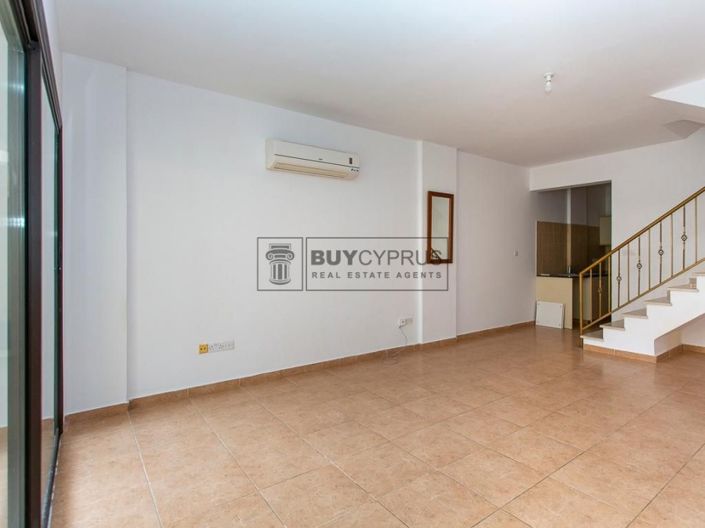 Image No.6-2 Bed Townhouse for sale