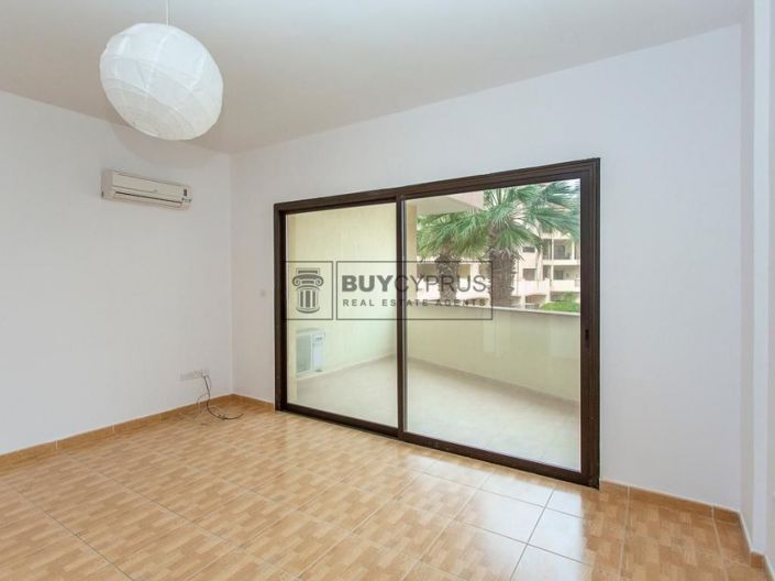 Image No.7-2 Bed Townhouse for sale