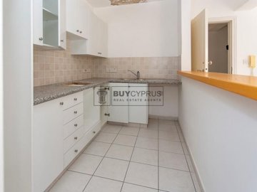 Apartment For Sale  in  Polis