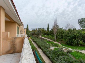 Apartment For Sale  in  Polis