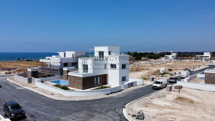 Image No.5-3 Bed Villa for sale