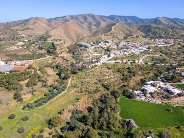 Residential Land  For Sale  in  Argaka