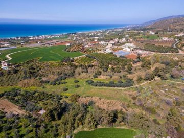 Residential Land  For Sale  in  Argaka