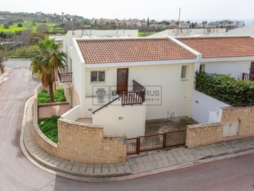 Apartment For Sale  in  Chlorakas