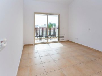 Apartment For Sale  in  Chlorakas