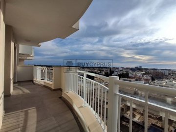 Apartment For Sale  in  Universal