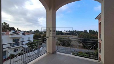 Apartment For Sale  in  Universal