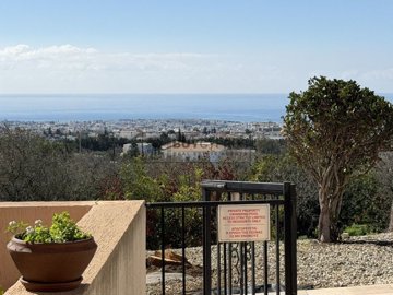 Apartment For Sale  in  Mesa Chorio