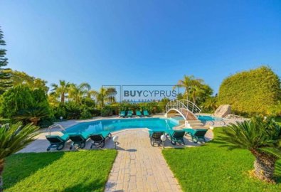 Detached Villa For Sale  in  Coral Bay