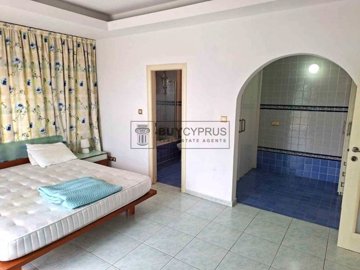 Detached Villa For Sale  in  Coral Bay