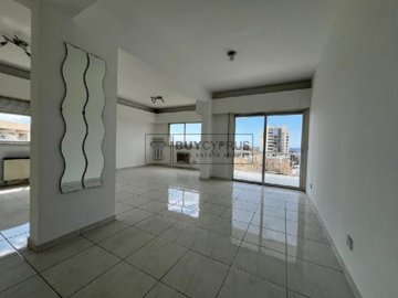 Apartment For Sale  in  Ayios Tychonas