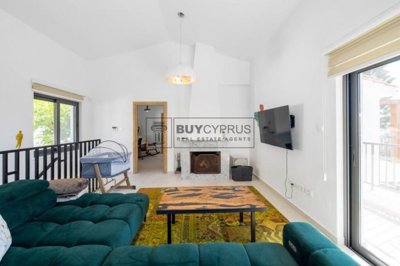 Detached Villa For Sale  in  Peyia