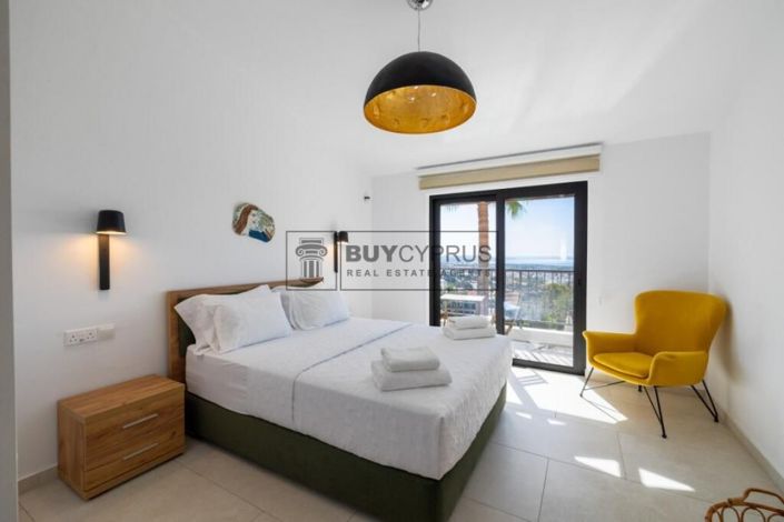 Image No.17-Villa de 4 chambres à vendre à Peyia