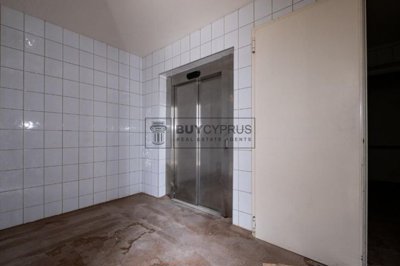 Building For Sale  in  Tremithousa