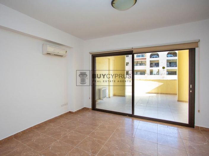 Image No.5-2 Bed Townhouse for sale