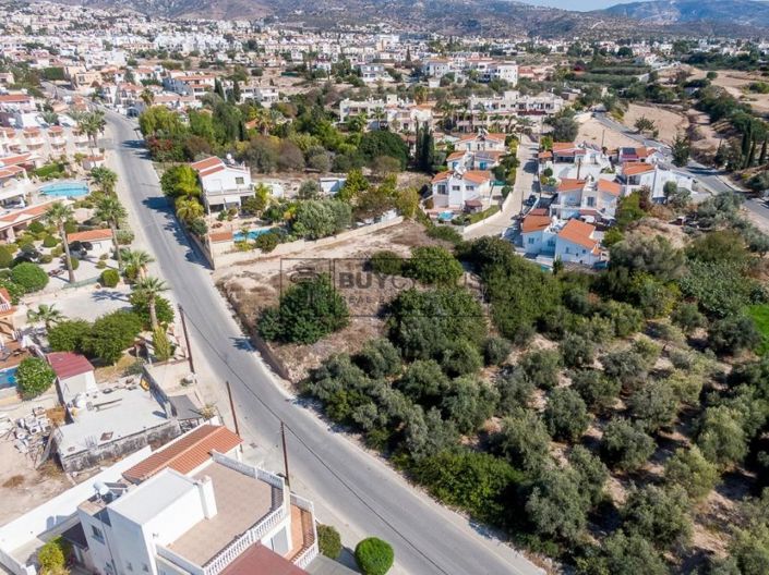 Image No.3-Terre à vendre à Peyia