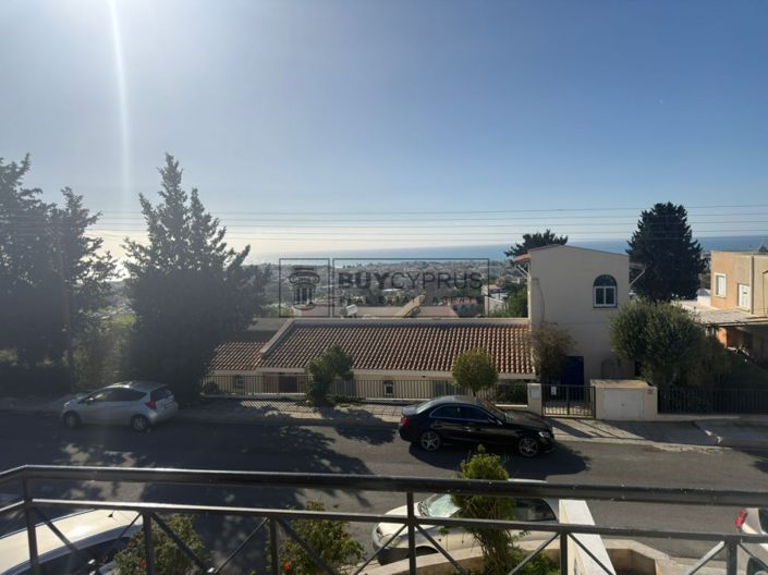 Image No.20-2 Bed Townhouse for sale