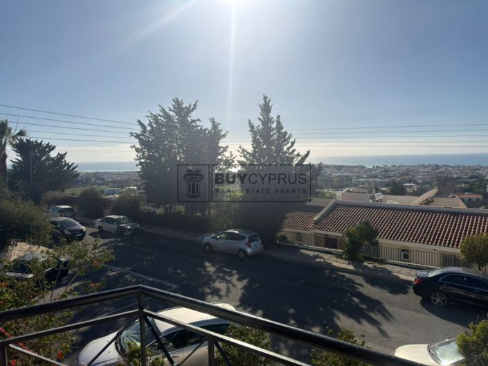 Image No.20-2 Bed Townhouse for sale