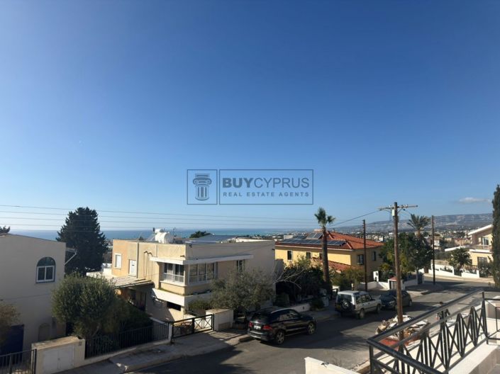 Image No.6-2 Bed Townhouse for sale