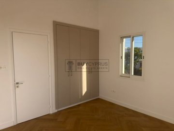Town House For Sale  in  Emba