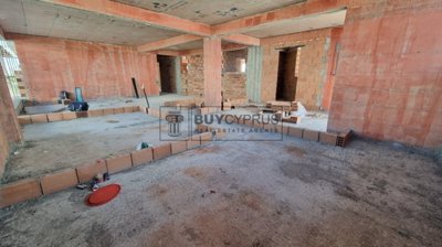 Apartment For Sale  in  Chlorakas