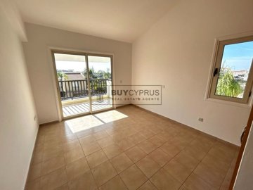 Apartment For Sale  in  Chlorakas