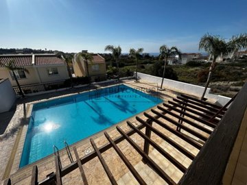 Apartment For Sale  in  Chlorakas