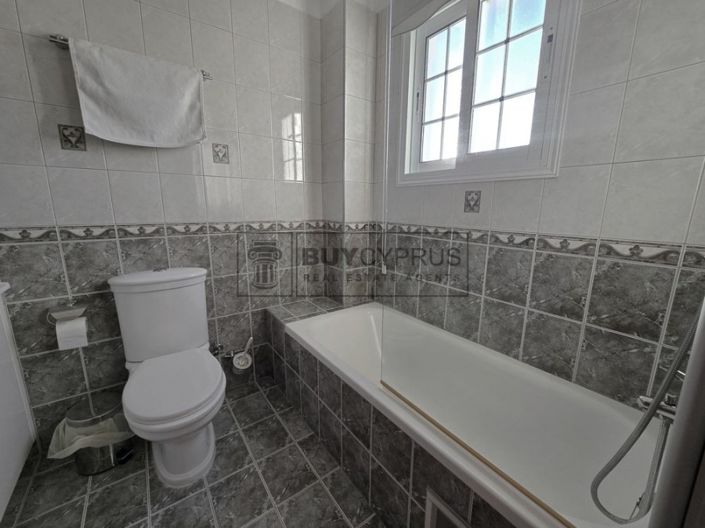 Image No.30-2 Bed Apartment for sale