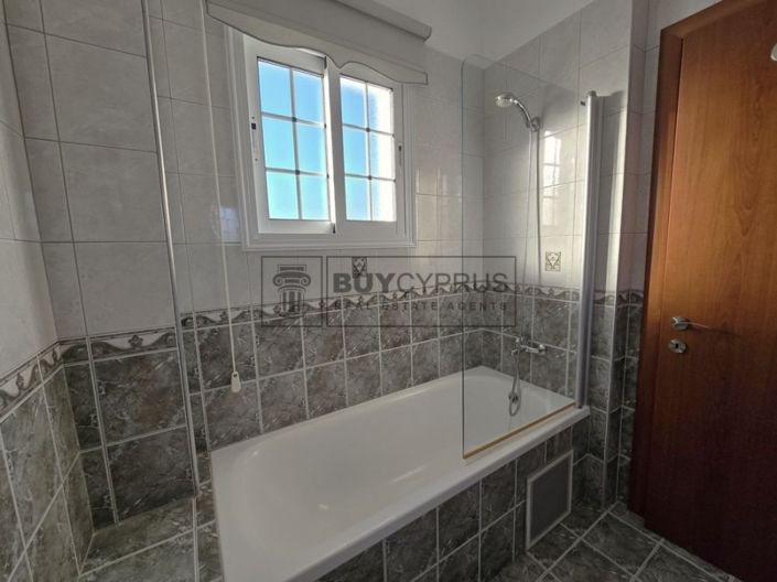 Image No.31-2 Bed Apartment for sale