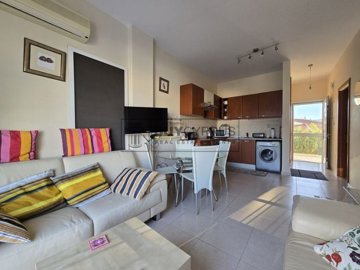 Apartment For Sale  in  Peyia