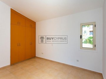 Apartment For Sale  in  Chlorakas