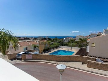 Apartment For Sale  in  Chlorakas