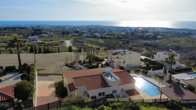 Detached Villa For Sale  in  Tremithousa