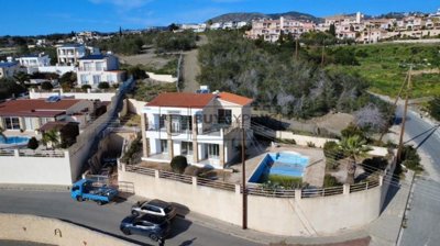 Detached Villa For Sale  in  Tremithousa