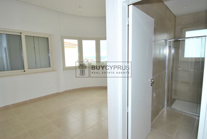 Image No.22-3 Bed Villa for sale