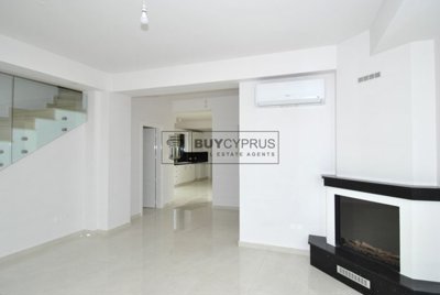 Detached Villa For Sale  in  Kissonerga