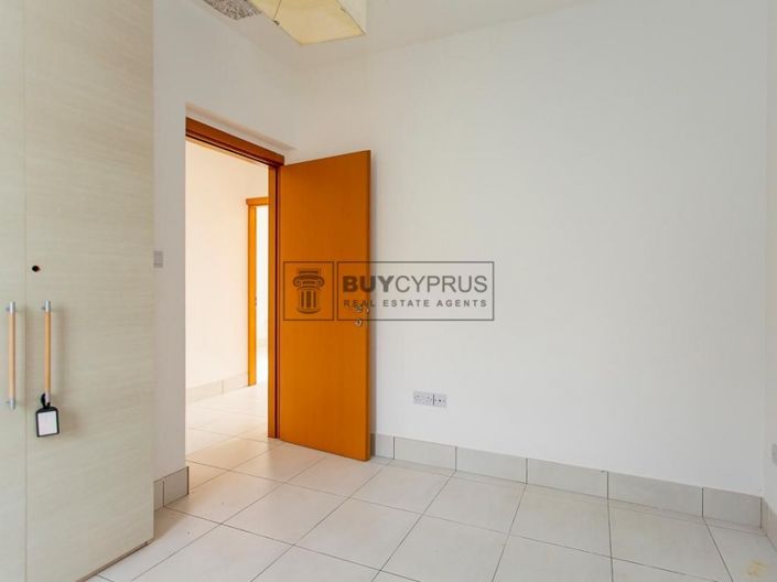 Image No.11-Propriété de 3 chambres à vendre à Peyia