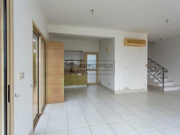 Semi Detached Villa For Sale  in  Peyia