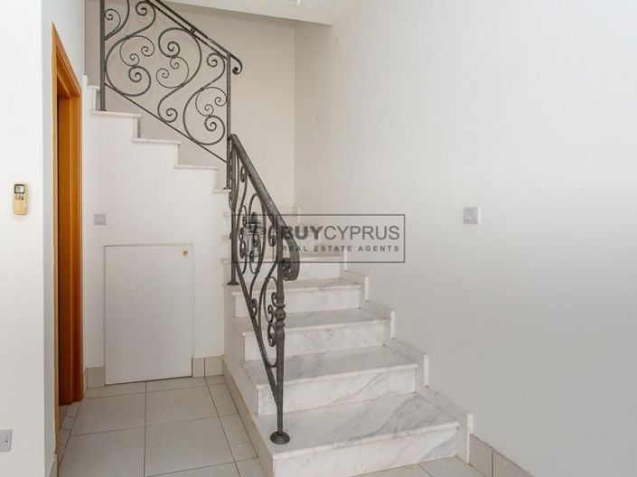 Image No.9-Propriété de 3 chambres à vendre à Peyia